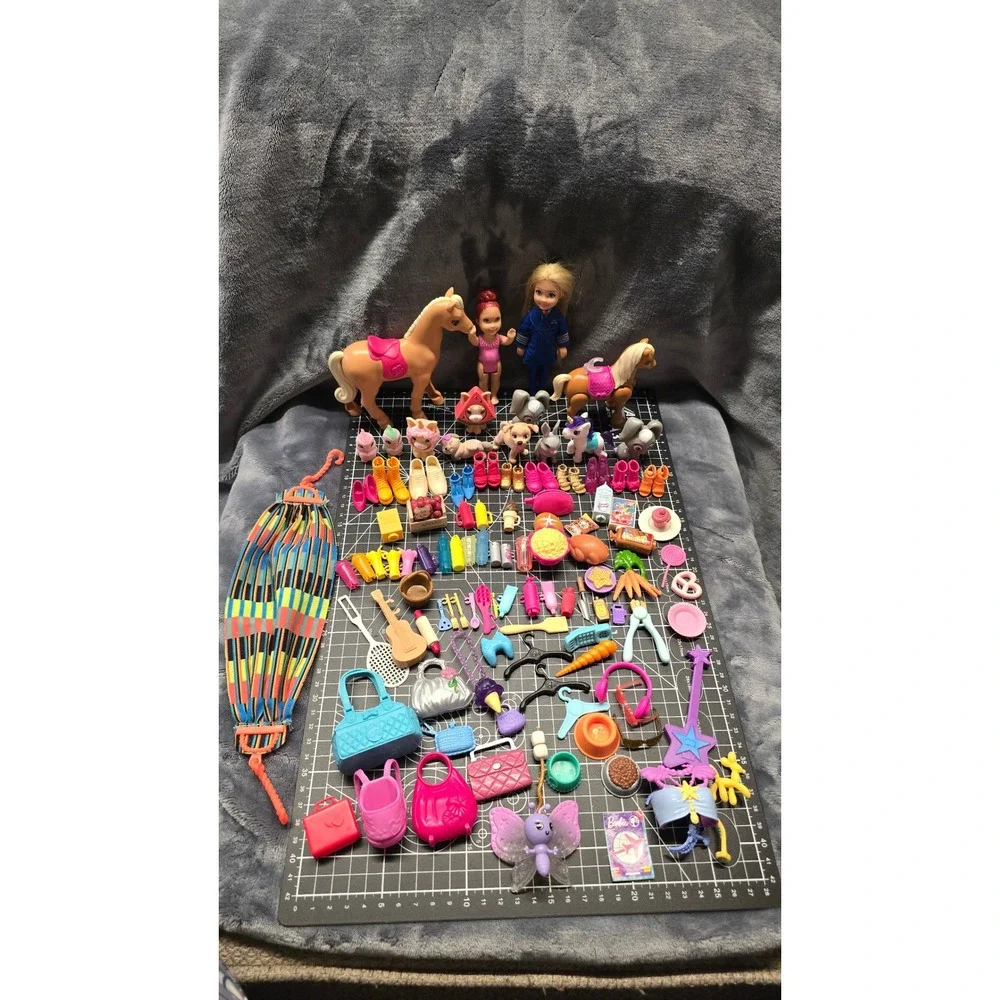 Barbie Chelsea Doll Accessory Lot Horses Pets Shoes Food Bags 100+ Pieces